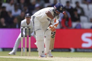 Rishabh Pant's Fearless Batting Sparks Adam Gilchrist Comparisons: Greg Chappell's Analysis