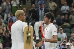 Wimbledon's All-White Rule: Unpacking the Tradition, Controversies, and Evolving Dress Code
