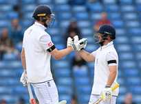 Stokes Hails Duckett and Crawley's Crucial Opening Stand in England's Thrilling Chase