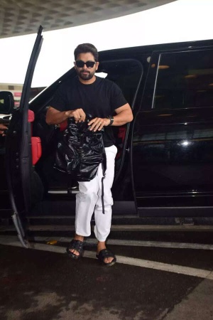 Allu Arjun Wraps First 'AA22 x A6' Schedule with Mrunal Thakur, Spotted at Mumbai Airport
