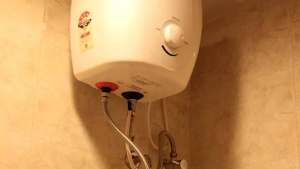 Why you should switch off your geyser while bathing