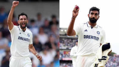 Prasidh Krishna and Jasprit Bumrah discuss strategy.